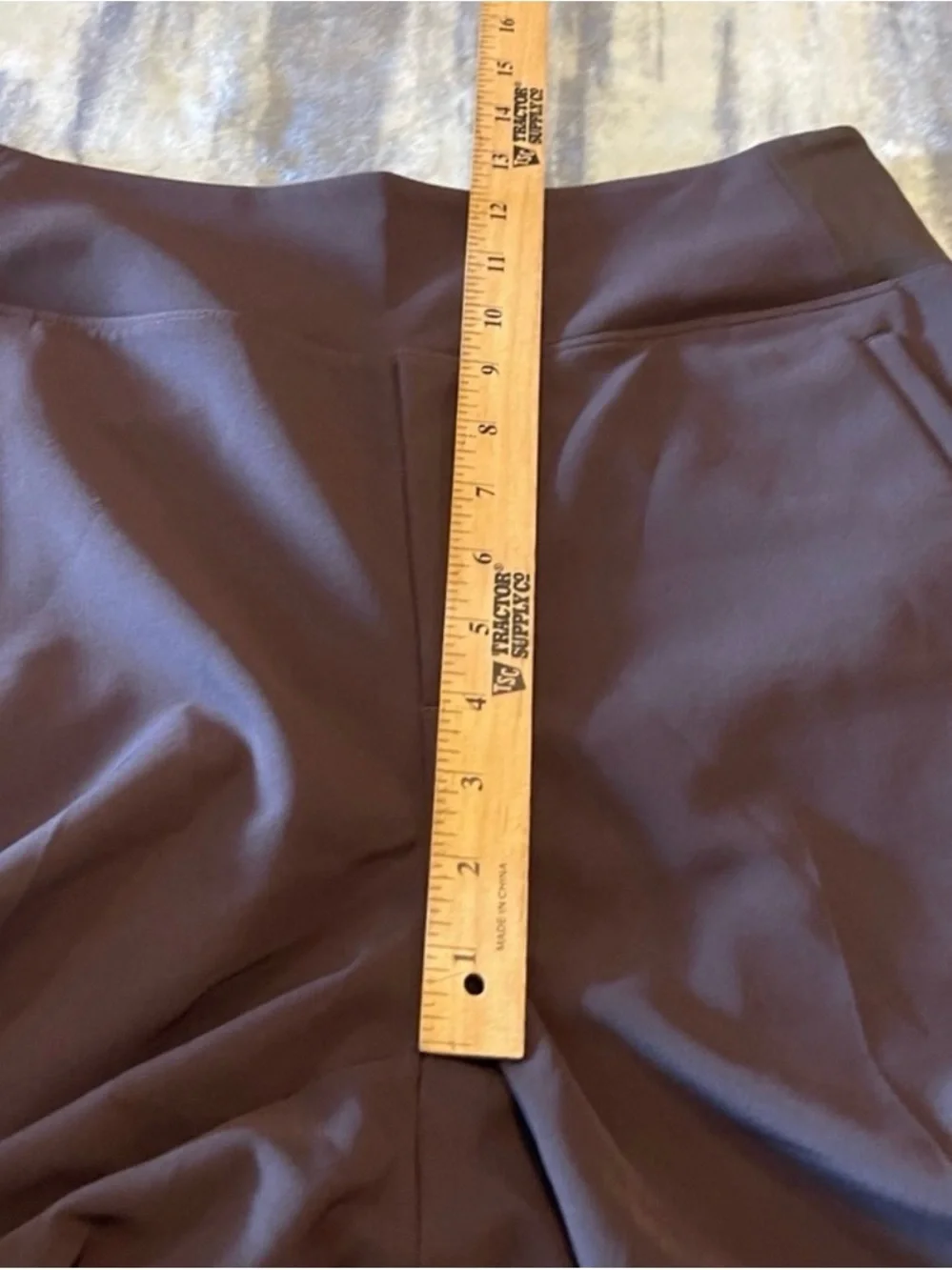 Beautiful Athleta endless high rise pants size 10 in brown